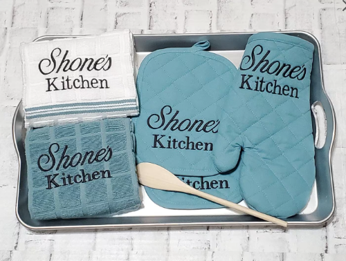 5 Piece Set Personalized Embroidered Potholder and Towel Kitchen Set